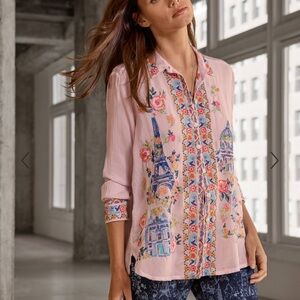 Johnny Was Sydnee Button down blouse size Small